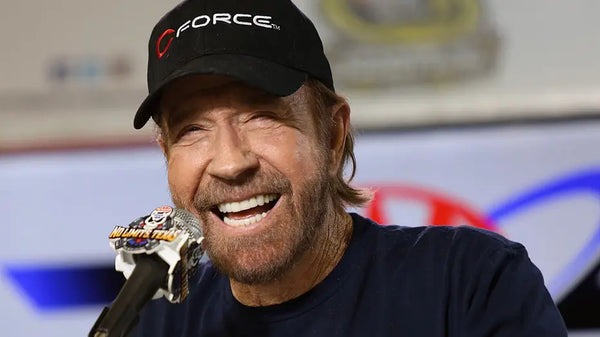 Does Chuck Norris Wear A Wig ？