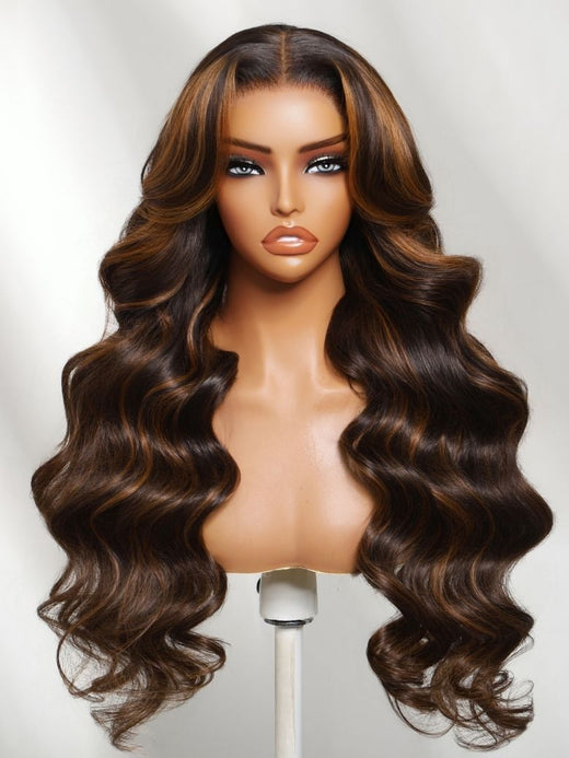Peluca Klaiyi 7x5 Sin Deslizamiento Peluca Marrón Oscuro con Balayage Caramelo Cuerpo Ondulado Listo para Usar Sin Pegamento de Cabello Humano