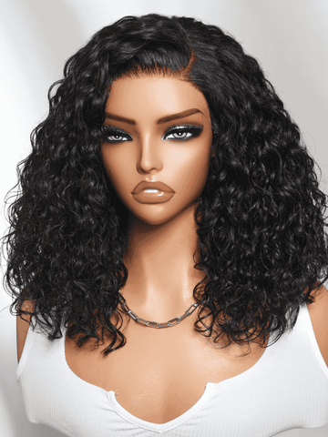 Klaiyi 7x5 No Slip Glueless Curly Bob Wig Natural Side Part Shoulder-Length Lace Wig Off-Duty Glam Look