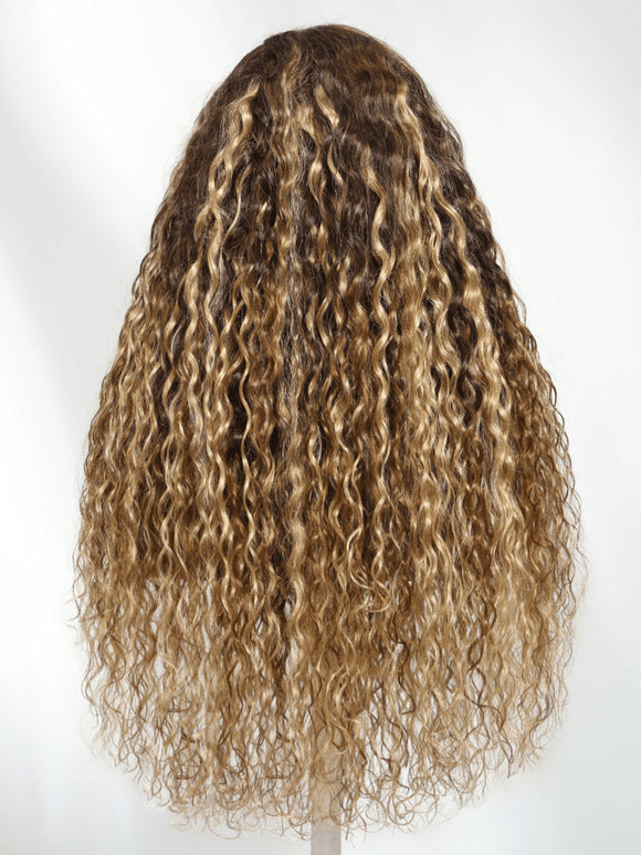 Perruque Klaiyi 13x4 Blond Miel Mèches Ondulées, sans colle, facile à poser et à coiffer, avec cordon de serrage invisible 