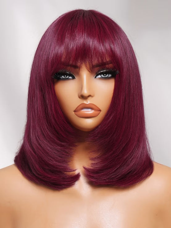 Perruque Klaiyi Black Cherry 7x5 Bye Bye Knots, coupe loup dégradée avec frange effilée, bob lisse mi-long, sans colle, en dentelle avec cordon de serrage invisible. 