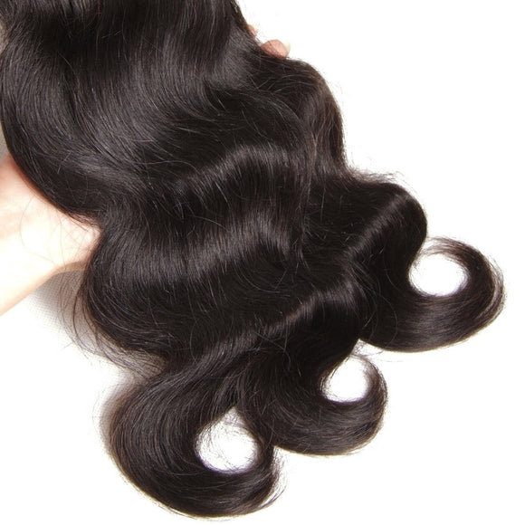 Klaiyi Tissage de cheveux humains vierges indiens ondulés, 4 paquets avec fermeture en dentelle 